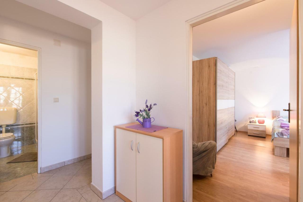 ורבניק Apartment Adrijana מראה חיצוני תמונה