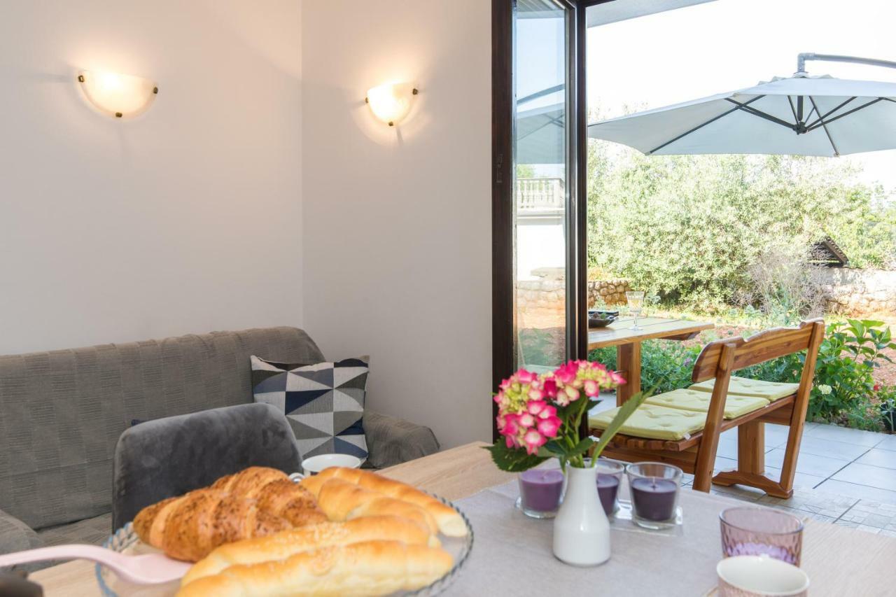 ורבניק Apartment Adrijana מראה חיצוני תמונה